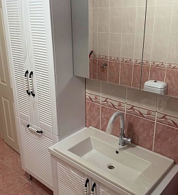Шкаф для ванной комнаты «Вершина»